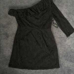 Forever 21 Black Lace One-Sleeve Mini Dress